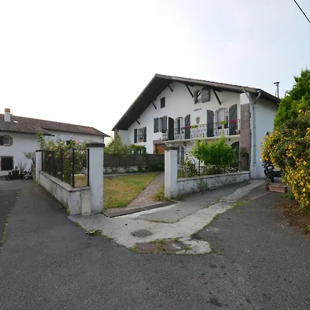 Etxe Arrosa Δωμάτια σε οικογενειακή κατοικία Saint-Martin-dʼArrossa